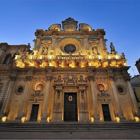 לינה וארוחת בוקר לצ'ה Piazza Salento מראה חיצוני תמונה