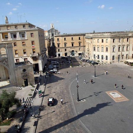 לינה וארוחת בוקר לצ'ה Piazza Salento מראה חיצוני תמונה