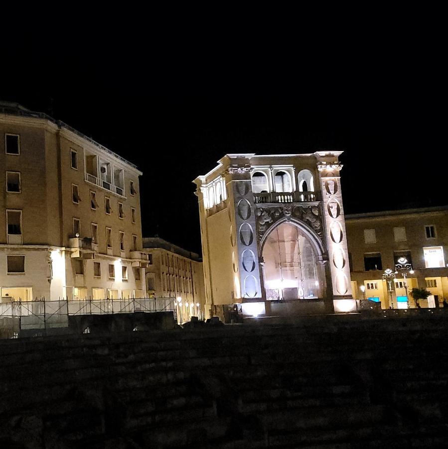 לינה וארוחת בוקר לצ'ה Piazza Salento מראה חיצוני תמונה