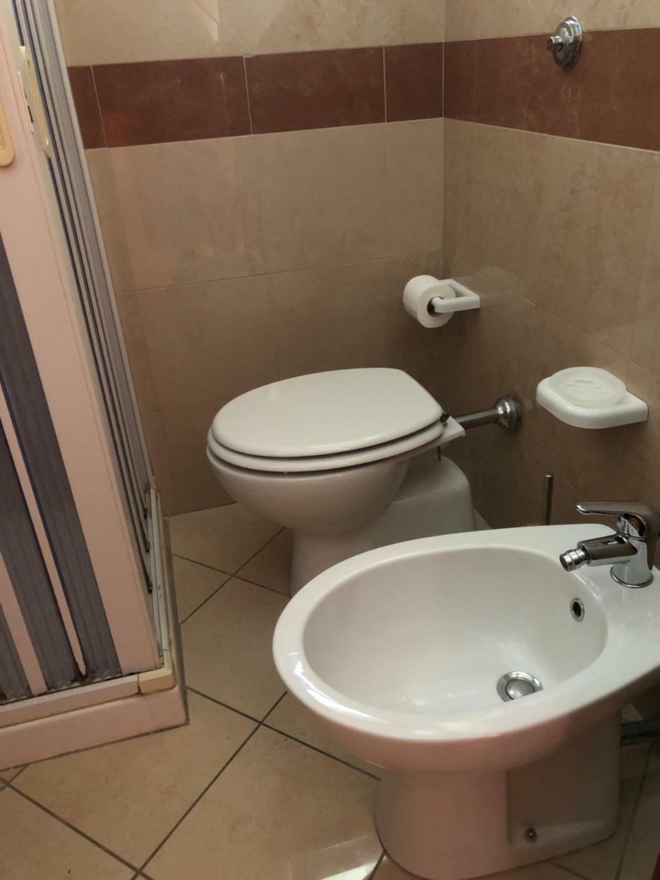 לינה וארוחת בוקר לצ'ה Piazza Salento חדר תמונה